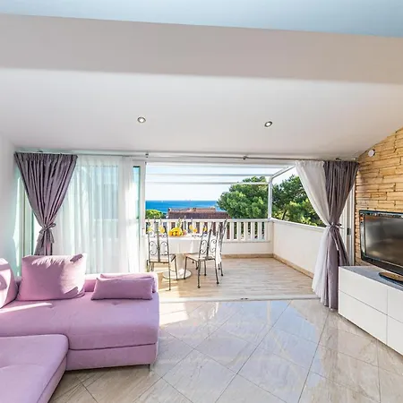 Apartmán Luka *