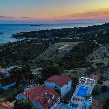 Luka * Rogoznica (Sibenik-Knin)